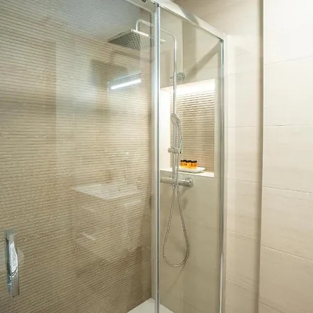 Aparthotel Trendy Homes Puerta Purchena *