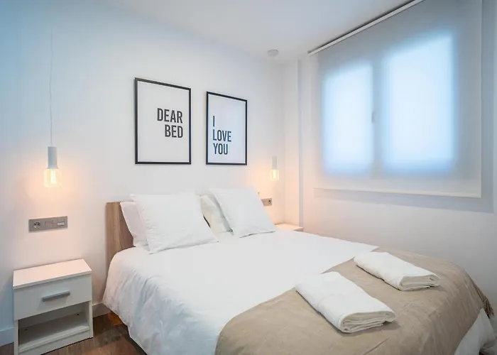 Trendy Homes Puerta Purchena Appart hôtel