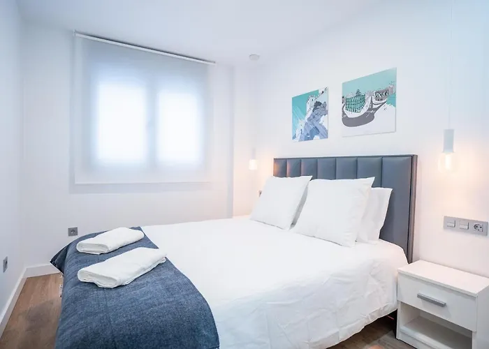 Trendy Homes Puerta Purchena Appart hôtel