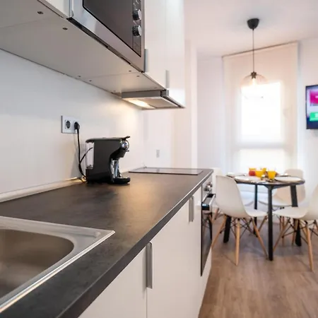 Trendy Homes Puerta Purchena Aparthotel *